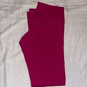 Oner Active Magenta Leggings (S)
Item sold on another platform.
